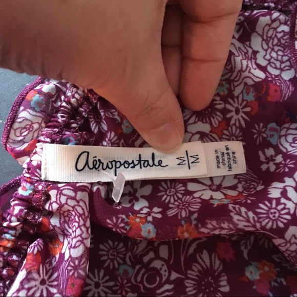 - Aéropostale Floral Sheer Short Sleeve Blou… - Picture 4 of 5